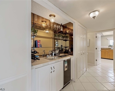 4031 Gulf Shore Boulevard N - Photo Thumbnail 29