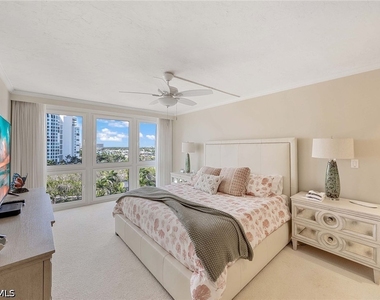 4031 Gulf Shore Boulevard N - Photo Thumbnail 24