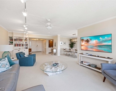 4031 Gulf Shore Boulevard N - Photo Thumbnail 20