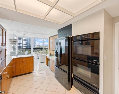 4031 Gulf Shore Boulevard N - Photo Thumbnail 22