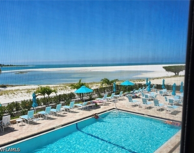 8400 Estero Boulevard - Photo Thumbnail 11