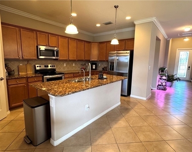 13561 Villa Di Preserve Lane - Photo Thumbnail 8