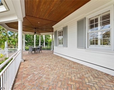 2325 Lantern Lane - Photo Thumbnail 8