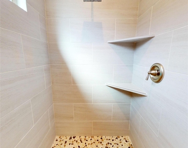 155 Benjis Place - Photo Thumbnail 16