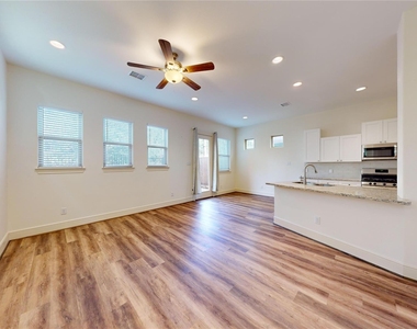 155 Benjis Place - Photo Thumbnail 7
