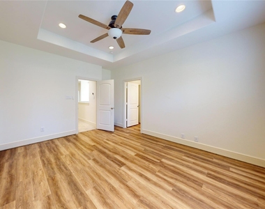155 Benjis Place - Photo Thumbnail 14