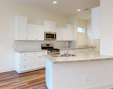 155 Benjis Place - Photo Thumbnail 9