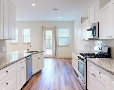 155 Benjis Place - Photo Thumbnail 11