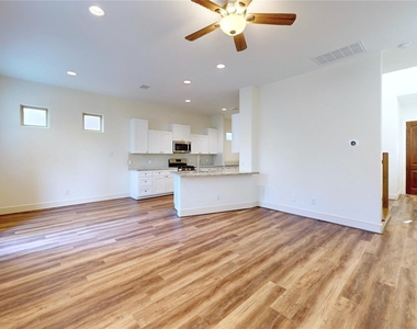 155 Benjis Place - Photo Thumbnail 5