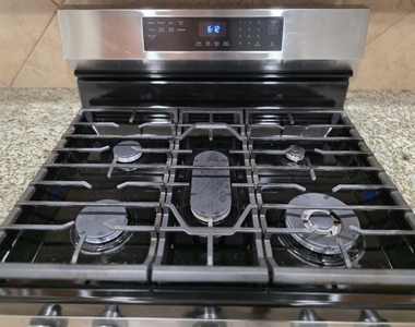 3011 Crescent Oaks Park Lane - Photo Thumbnail 5