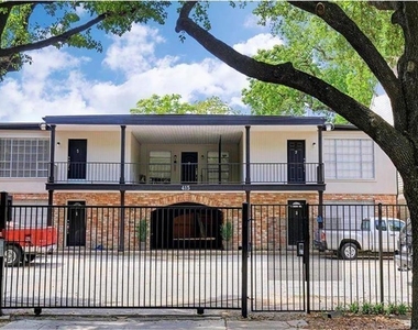 415 Hawthorne Street - Photo Thumbnail 1
