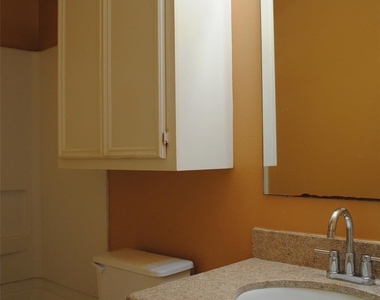 3910 Starbridge Pointe Lane - Photo Thumbnail 32