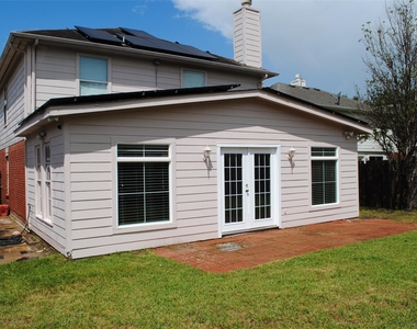 3910 Starbridge Pointe Lane - Photo Thumbnail 35