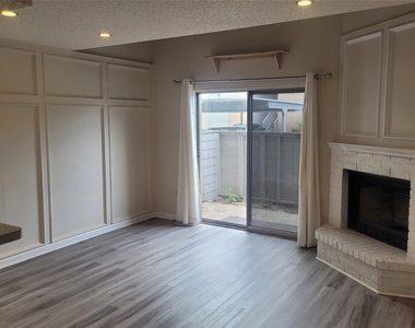 260 El Dorado Boulevard - Photo Thumbnail 2
