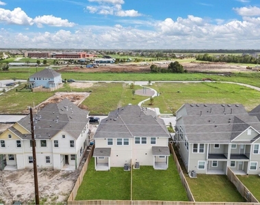 5234 Capricorn Way - Photo Thumbnail 25