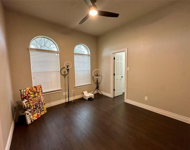 21641 Forest Colony Drive - Photo Thumbnail 17