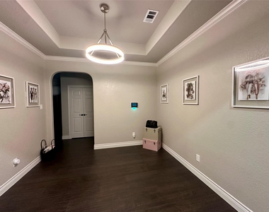 21641 Forest Colony Drive - Photo Thumbnail 3