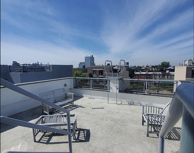 Bedford Avenue & Prospect Place - Photo Thumbnail 12