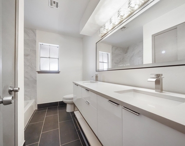 14202 Piping Rock Lane - Photo Thumbnail 10