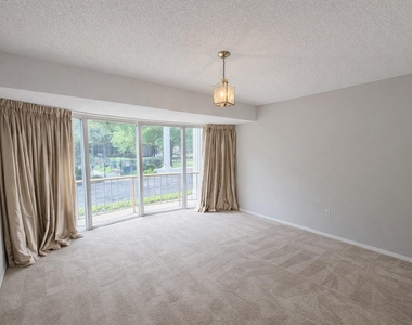 5050 Ambassador Way - Photo Thumbnail 13