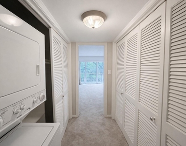 5050 Ambassador Way - Photo Thumbnail 9