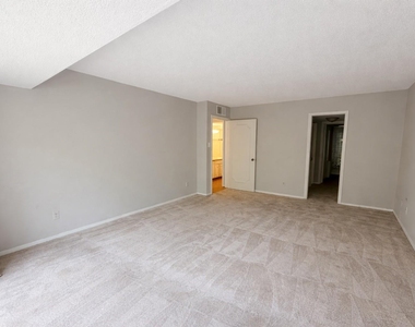 5050 Ambassador Way - Photo Thumbnail 8