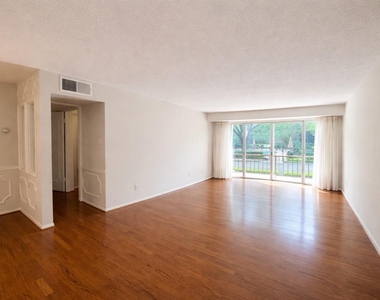 5050 Ambassador Way - Photo Thumbnail 3