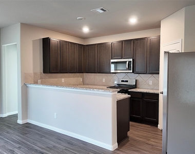 5127 Shelby Katherine Drive - Photo Thumbnail 3