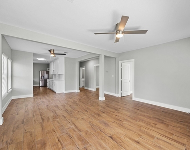 3916 Kennon Street - Photo Thumbnail 4