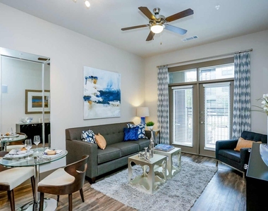 2033 S Gessner Road - Photo Thumbnail 3