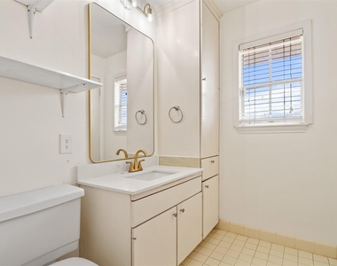 6332 Chevy Chase Drive - Photo Thumbnail 14