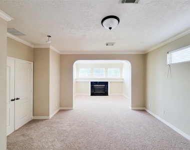 914 Ivory Ridge Lane - Photo Thumbnail 24