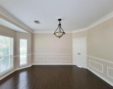 914 Ivory Ridge Lane - Photo Thumbnail 8