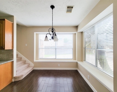 914 Ivory Ridge Lane - Photo Thumbnail 31