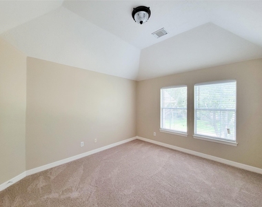 914 Ivory Ridge Lane - Photo Thumbnail 35