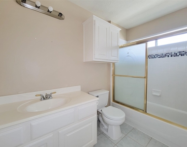 914 Ivory Ridge Lane - Photo Thumbnail 39