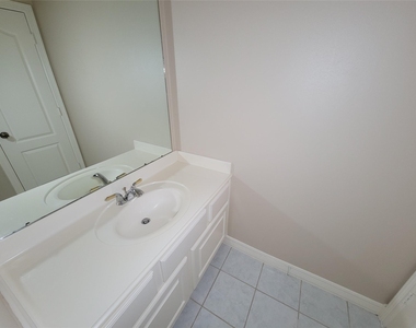 914 Ivory Ridge Lane - Photo Thumbnail 36