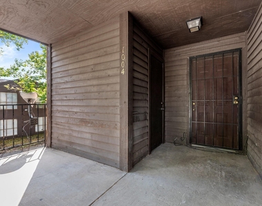 7200 W T C Jester Boulevard W - Photo Thumbnail 26