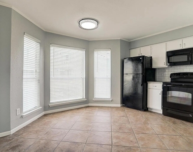 18617 Egret Bay Boulevard - Photo Thumbnail 3