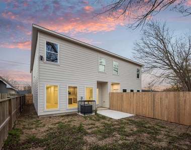 8218 Lawler Street - Photo Thumbnail 28