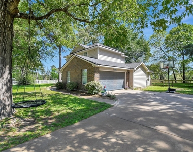 25401 Hunting Trail - Photo Thumbnail 4