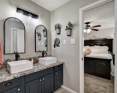 25401 Hunting Trail - Photo Thumbnail 23