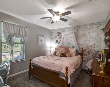 25401 Hunting Trail - Photo Thumbnail 29