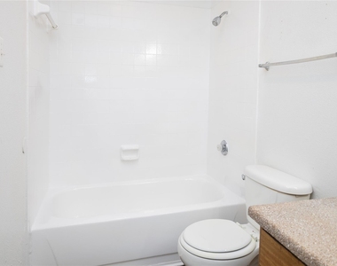 8110 Creekbend Drive - Photo Thumbnail 3