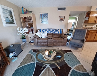 3150 N Atlantic Avenue - Photo Thumbnail 2