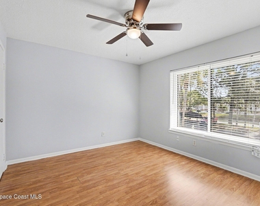 1515 Huntington Lane - Photo Thumbnail 14