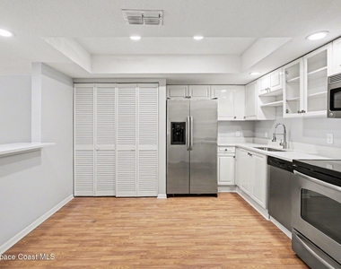 1515 Huntington Lane - Photo Thumbnail 2