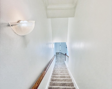 860 Vignoles Avenue Ne - Photo Thumbnail 49