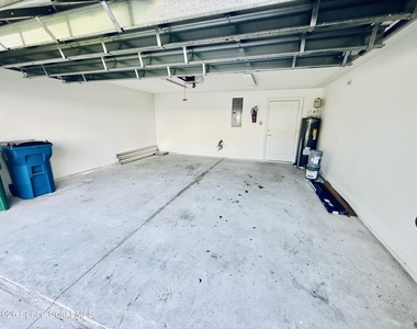 860 Vignoles Avenue Ne - Photo Thumbnail 14
