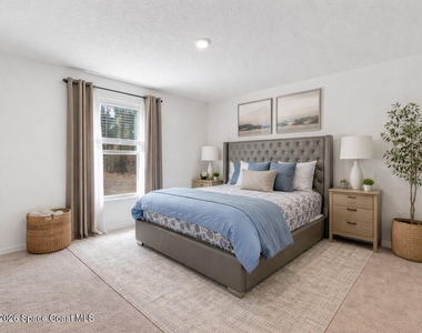 496 Vanguard Street Se - Photo Thumbnail 14